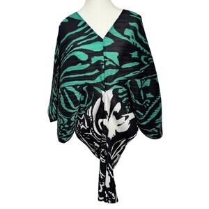 Kate Hewko Batwing Accordion Stretch Cocktail Dress Women OS Blue Black Zebra